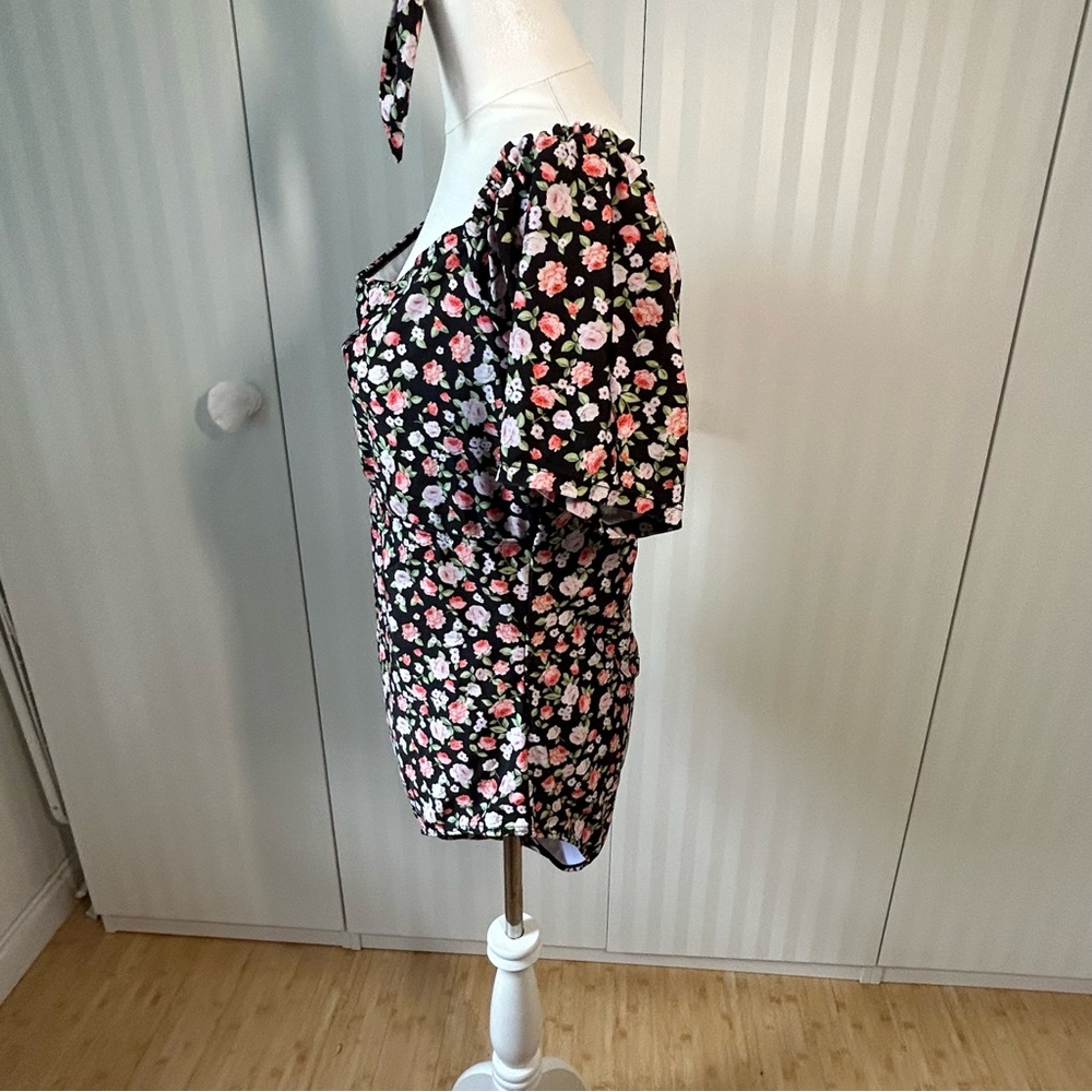 Black and floral one piece swim or bodysuit with matching hair tie Size 2X - Picture 4 of 6